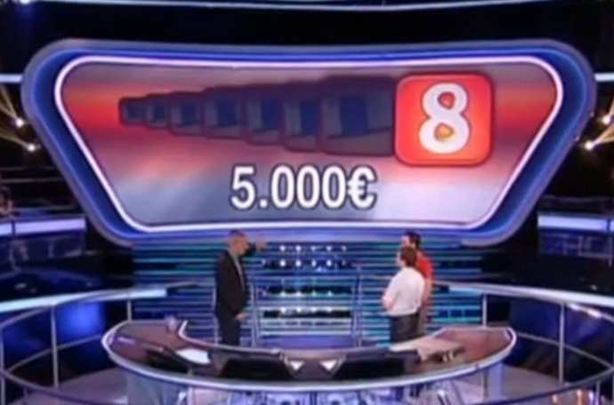 Cura gana 5.000 euros en Atrapa un Millón: comedor niños no desayuno clase