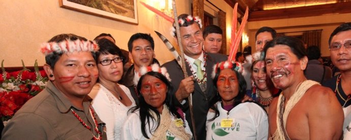Presidente Rafael Correa con alcaldes del Yasuní