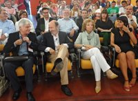 Rubalcaba no se cree el "mantra" del PP sobre la recuperación económica porque está lleno de "contradicciones"