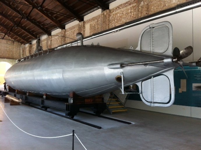 Imagen del submarino Peral