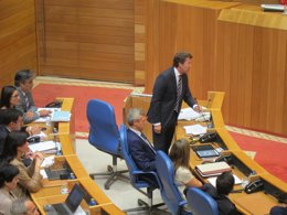 Feijóo durante una sesión de control en el pleno del Parlamento