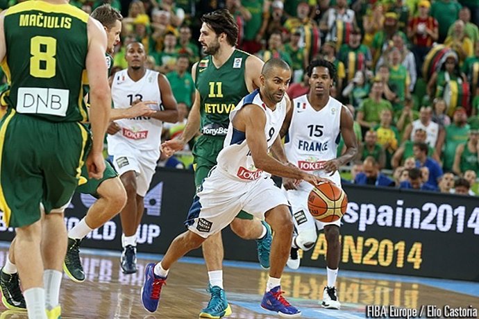 Tony Parker en la final ante Lituania