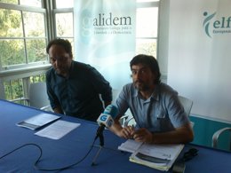 Fernando del Río y Francisco Xavier Lores de la facultad de Económicas de la USC