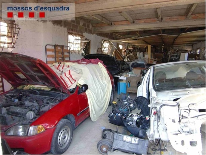 Vehículos robados que iban a ser enviados a Marruecos