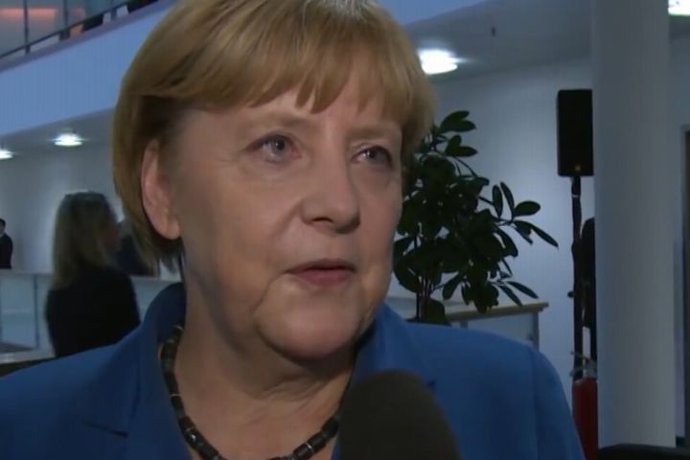 Merkel roza la mayoría en los comicios alemanes