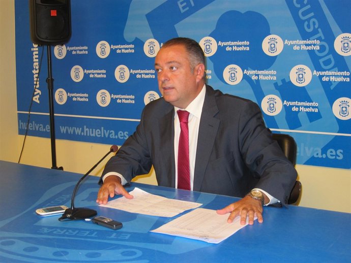 El El teniente alcalde y coordinador de Economía, Juan Carlos Adame