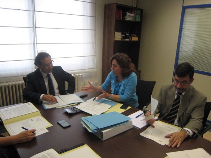 Saz en la reunión de la Junta Distribuidora de Herencias de Aragón