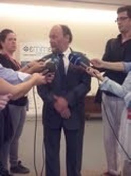 El rector de la Universidad de Granada, Francisco González Lodeiro.