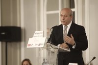 Wert lamenta el fallecimiento de Mutis, "uno de los poetas y narradores más importantes de su generación"