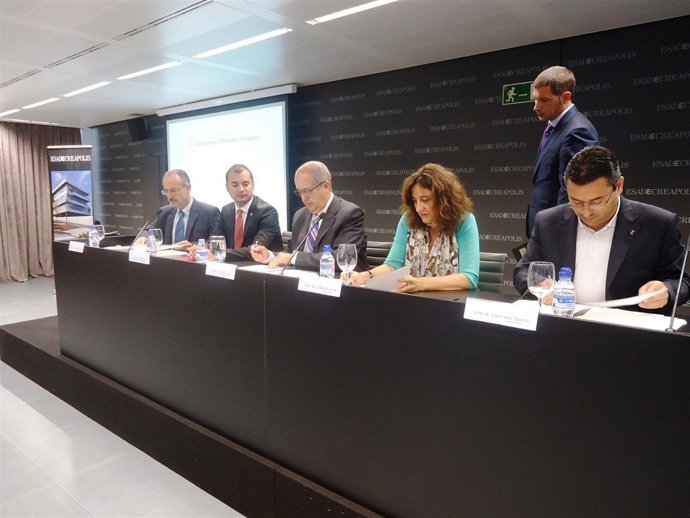 Firma de la aceleradora empresarial de EsadeCreapolis, en Sant Cugat