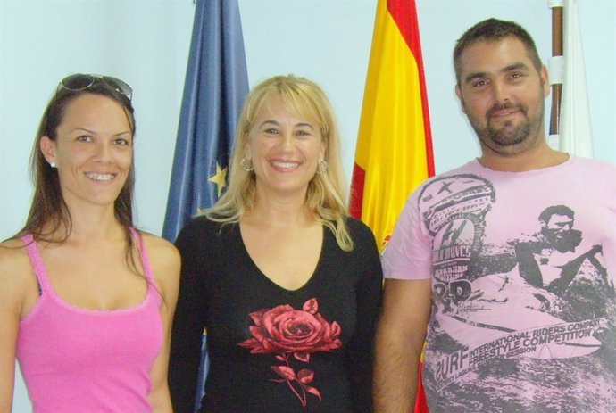 Sulbey González, con los beneficiarios