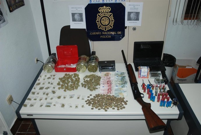 Operación contra la droga en Vélez