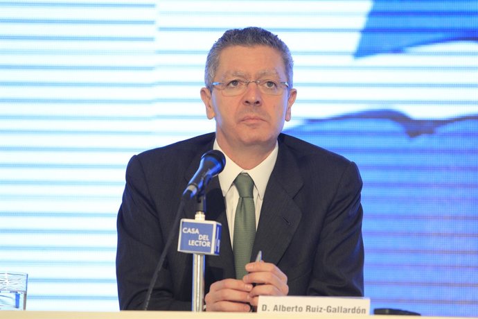 Gallardón presenta un libro de Borja Semper