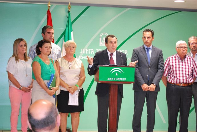 Ruiz Espejo Daniel Pérez y asosciaciones de enfermos 