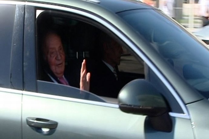 El Rey Don Juan Carlos "animado" ante la operación