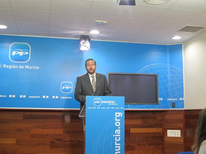 Víctor Manuel Martínez