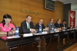 Presentación del VII Maratón 'Gran Premio Ibercaja' de Zaragoza. 