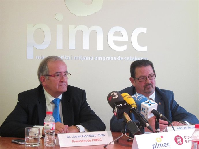 González y Civil en rueda de prensa