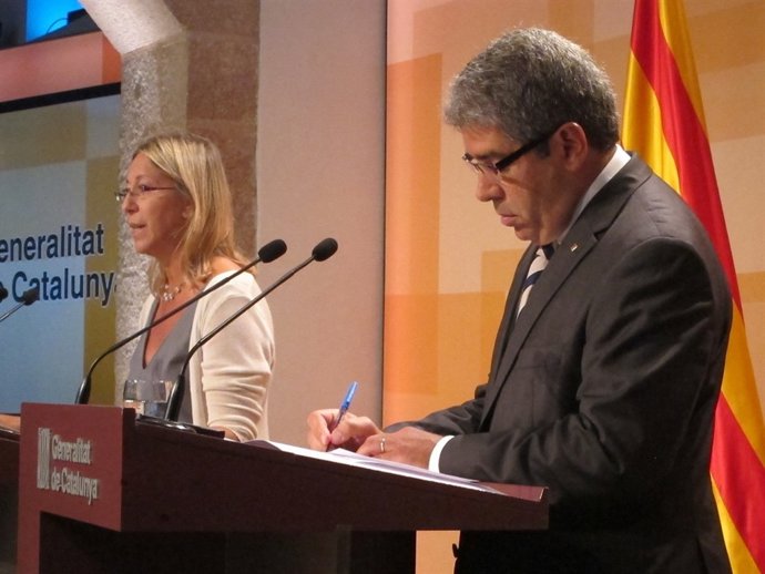 Los consellers F.Homs y N.Munté