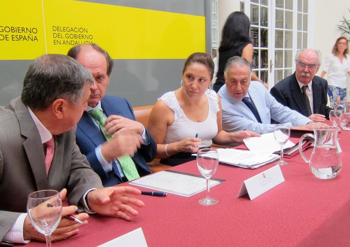 Firma convenio para la modernización de regadíos en el Andévalo y El Fresno.
