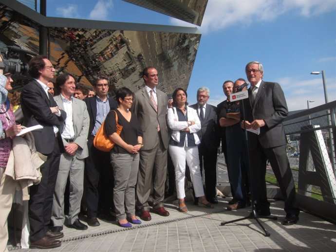 Inauguración del nuevo edificio de los Encants con el alcalde X.Trias al frente