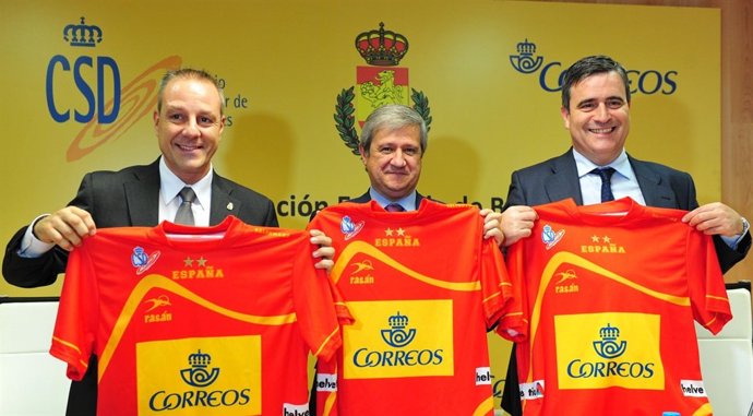 Correos firma como patrocinador del balonmano 