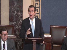 Captura de video de una interpelación del senador republicano Ted Cruz en el Cap