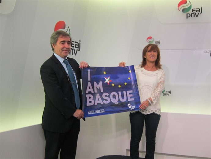 García de Salazar y Aurrekoetxea presentan el 'Alderdi Eguna'