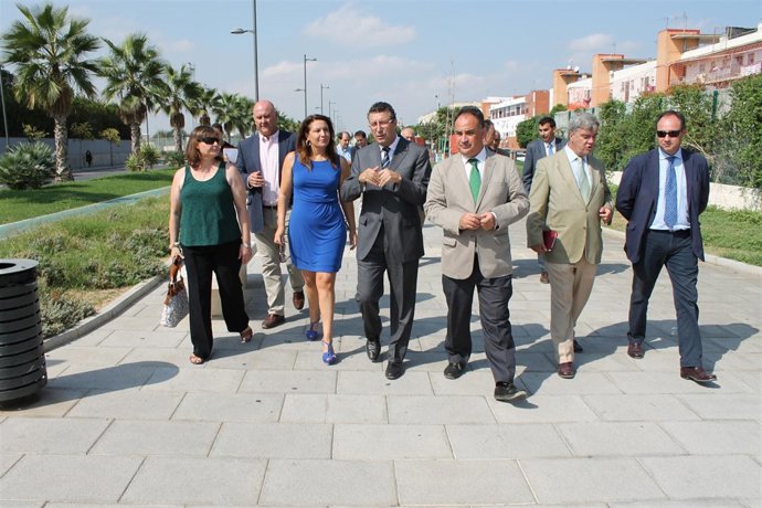 Carmen Crespo y Manuel Romero visitan obras de la CHG en La Rinconada