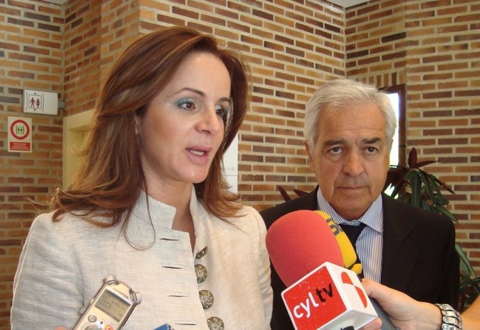 Clemente, junto a Vela