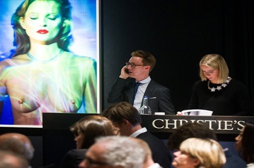 Kate Moss recauda 2 millones de euros en la subasta
