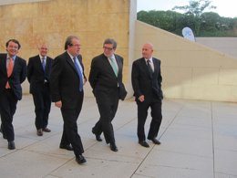 Herrera a su llegada al Palacio de Congresos de Salamanca.