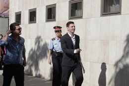 Leo Messi entra en los juzgados de Gavà