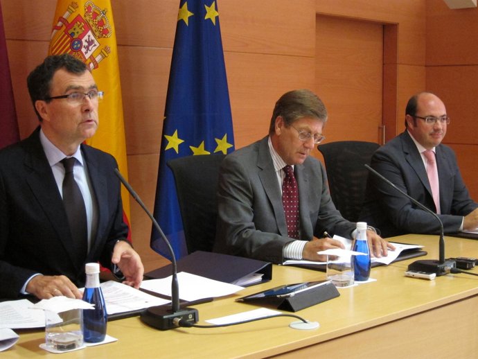 Imagen de la rueda de prensa posterior al Consejo de Gobierno