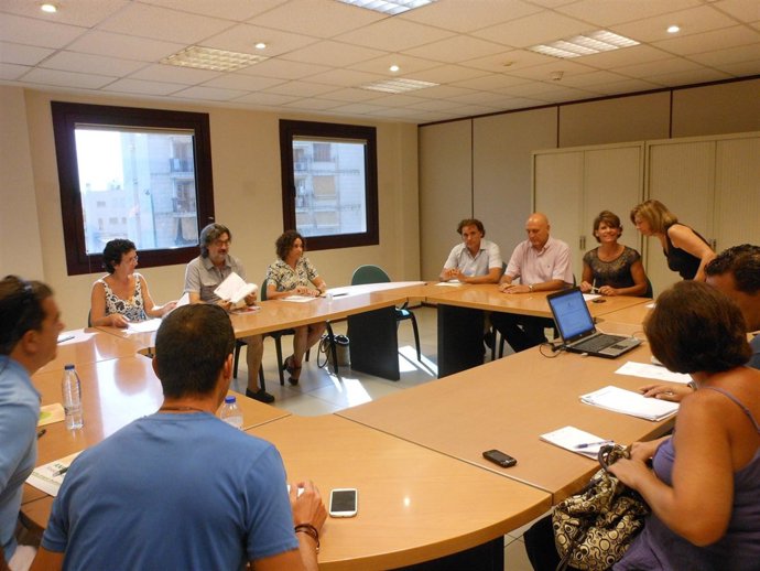 Joana Maria Camps reunida con el Comité de Huelga