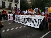 Unas 65 personas se dirigían a la marcha 'Jaque al Rey' con palos