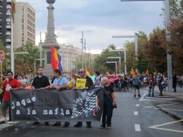 Colectivos sociales se manifiestan para decir 'Jaque a la Mafia'.