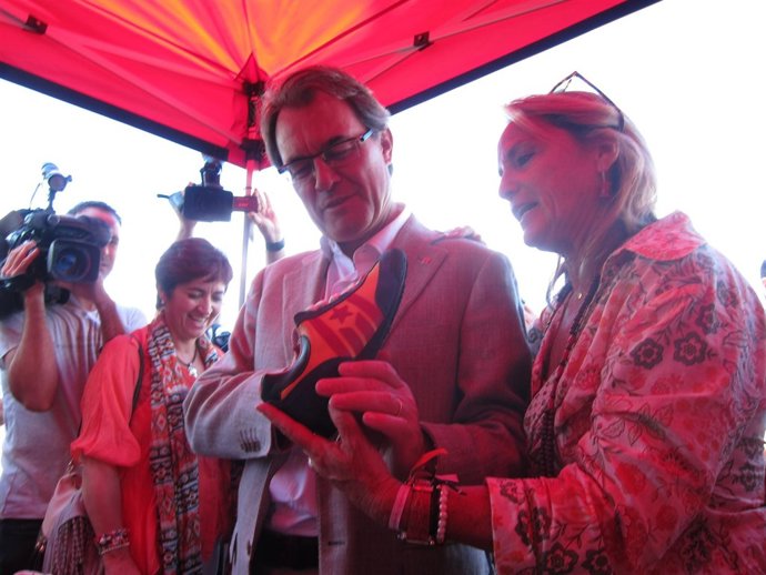 Artur Mas y su esposa en el día de  CDC en Igualada