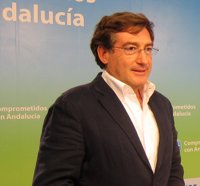 PP-A pide a IU que se deje de "experimentos que llevan al fracaso" y busque soluciones "reales" para el campo andaluz
