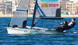 Berta Betanzos y Támara Echegoyen en el Mundial de 49er