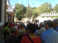Els guies oficials protesten amb visites gratuïtes per l'intrusisme al Park Güell