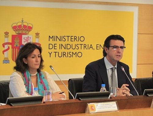 José Manuel Soria e Isabel Borrego hacen balance del turismo