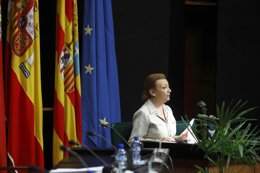 La presidenta del Gobierno de Aragñón, Luisa Fernanda Rudi.