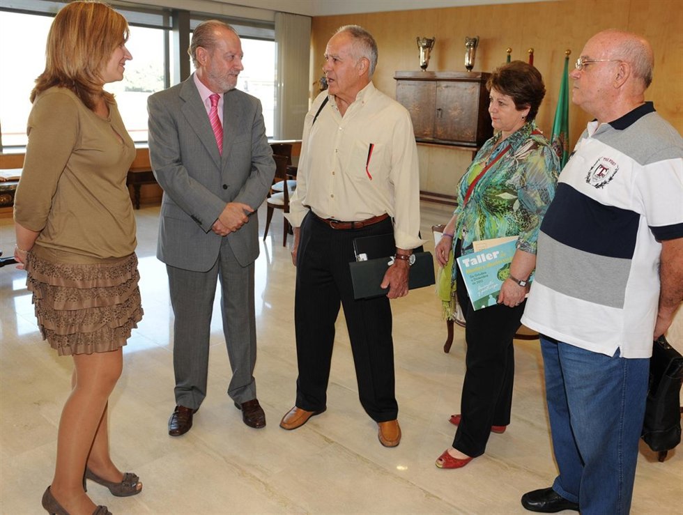 VIII Talleres de 'Abuelas cuidadoras' de la Diputación de Sevilla
