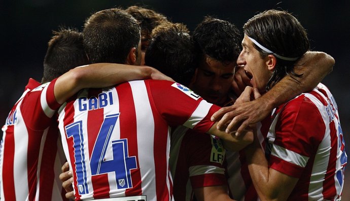 Los jugadorews del Atlético celebran un gol