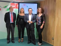 El PSOE dice que los presupuestos son "un castigo" para Málaga y lamenta la bajada de 100 millones