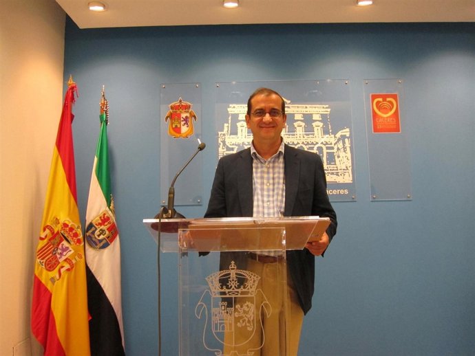 Luis Fernando Gallego Renuncia A Su Acta De Concejal De Cáceres