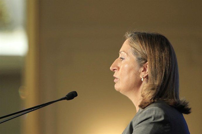 Ministra de Fomento, Ana Pastor