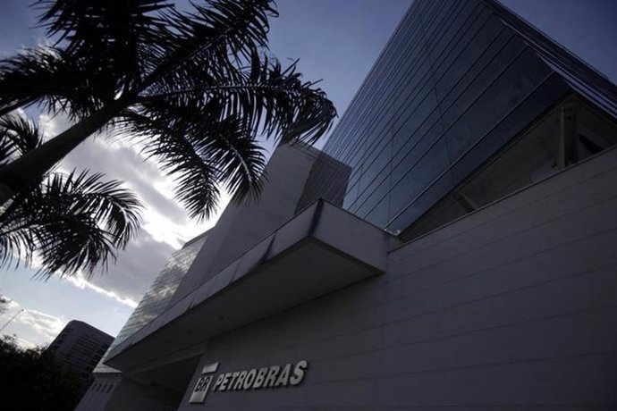 Imagen de un edificio de la brasileña estatal Petrobras en Río de Janeiro. Archi