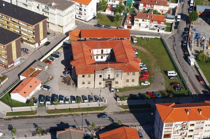 Cuartel De La Guardia Civil De Laredo